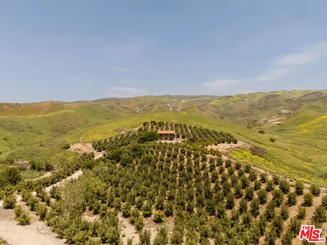 15101 Middle Ranch Road, Moorpark, CA 93021 - Image #1