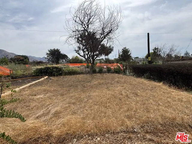 255 W Poppyfields Drive, Altadena, CA 91001 - Image #1