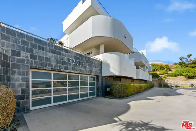 22065 Pacific Coast Highway #7, Malibu, CA 90265 - Image #2