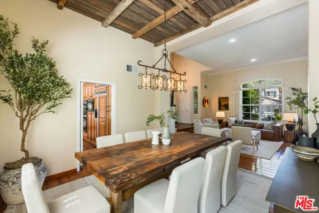 5985 Vista De La Luz, Woodland Hills, CA 91367 - Image #3