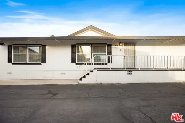 8250 Lankershim Boulevard #33, North Hollywood (los Angeles), CA 91605