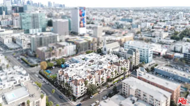 620 S Gramercy Place #105, Los Angeles, CA 90005 - Image #2