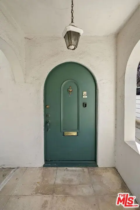 452 S Sycamore Avenue, Los Angeles, CA 90036 - Image #3