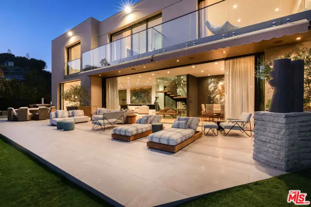 815 N Tigertail Road, Los Angeles, CA 90049 - Image #2