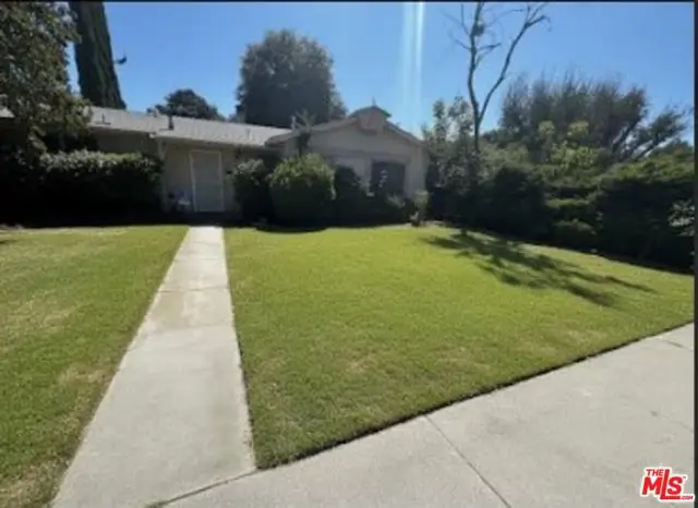 23432 Victory Boulevard, Woodland Hills, CA 91367 - #1