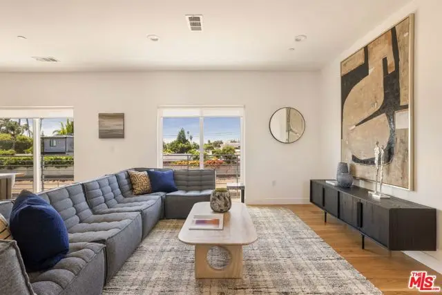 4415 S Slauson Avenue, Los Angeles, CA 90066 - Image #2