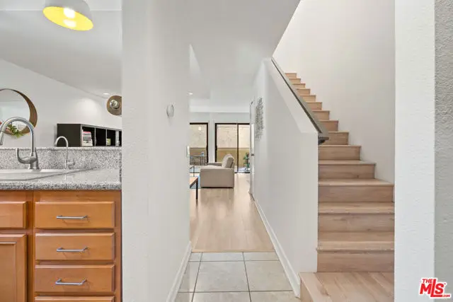 350 Burchett Street #101, Glendale, CA 91203 - Image #3