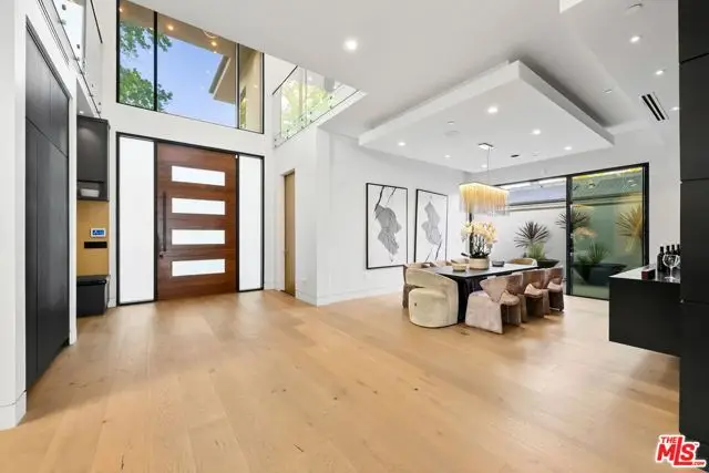 14812 Morrison Street, Sherman Oaks, CA 91403 - Image #1