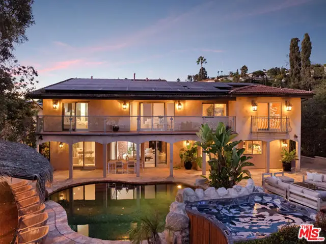 8000 Oceanus Drive, Los Angeles, CA 90046 - Image #2