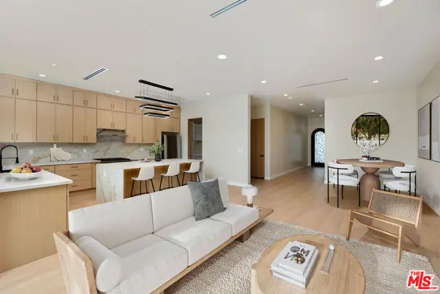 17510 Miranda Street, Encino, CA 91316 - Image #3