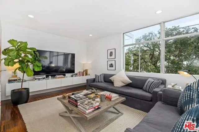 7960 Selma Avenue #209, Los Angeles, CA 90046 - Image #2