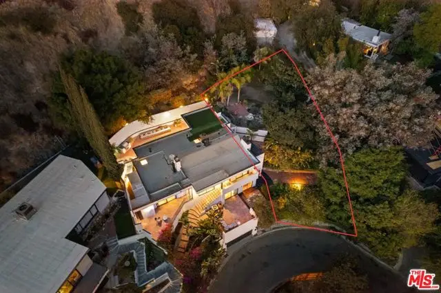 1790 Viewmont Drive, Los Angeles, CA 90069 - Image #2