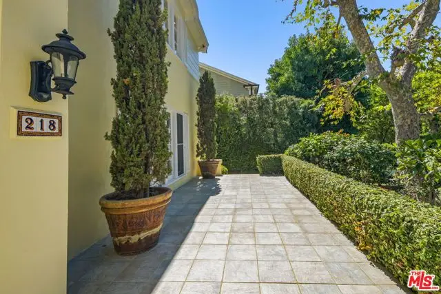 218 Lorraine, Los Angeles, CA 90004 - Image #3