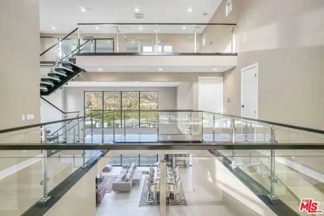 11848 N Hillsborough Lane, Porter Ranch, CA 91326 - Image #1