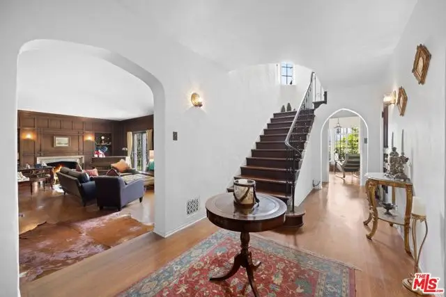 3806 Carnavon Way, Los Angeles, CA 90027 - Image #2