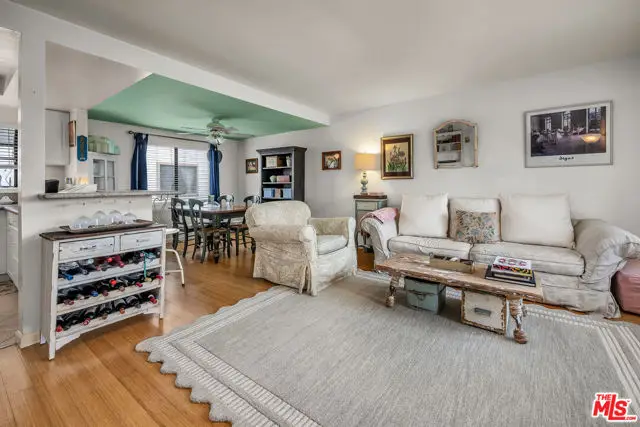 14715 Saticoy Street #9, Van Nuys, CA 91405 - Image #2