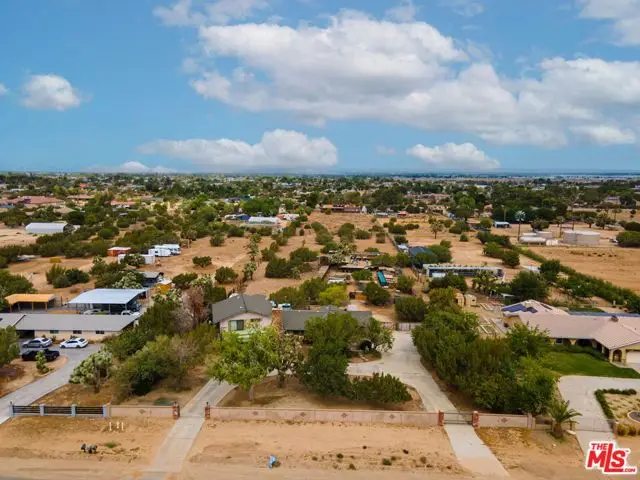 2057 W Avenue O, Palmdale, CA 93551 - Image #2