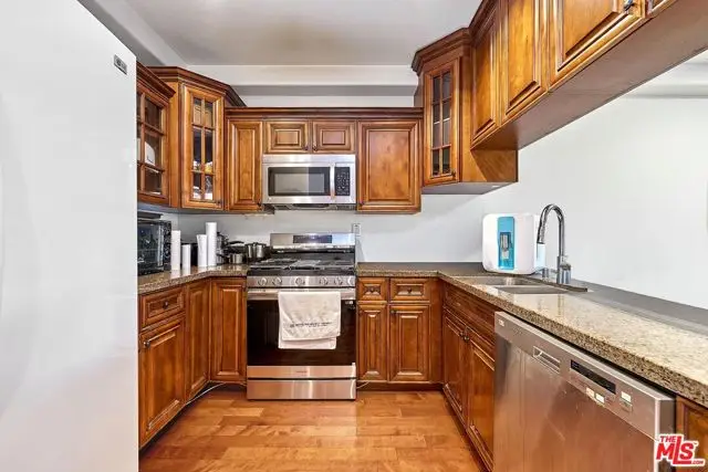 1026 S Oxford Avenue #305, Los Angeles, CA 90006 - Image #3