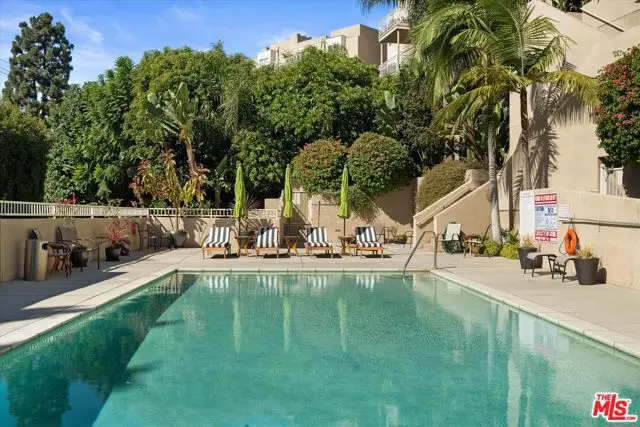 2222 N Beachwood Drive #211, Los Angeles, CA 90068 - Image #2