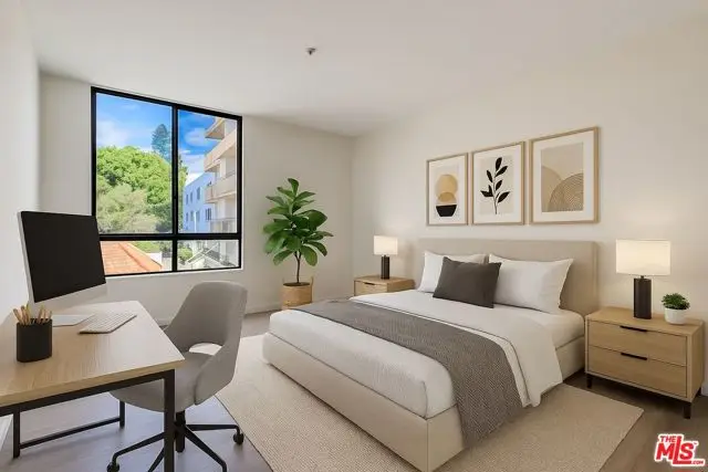 7320 Hawthorn Avenue #207, Los Angeles, CA 90046 - Image #2