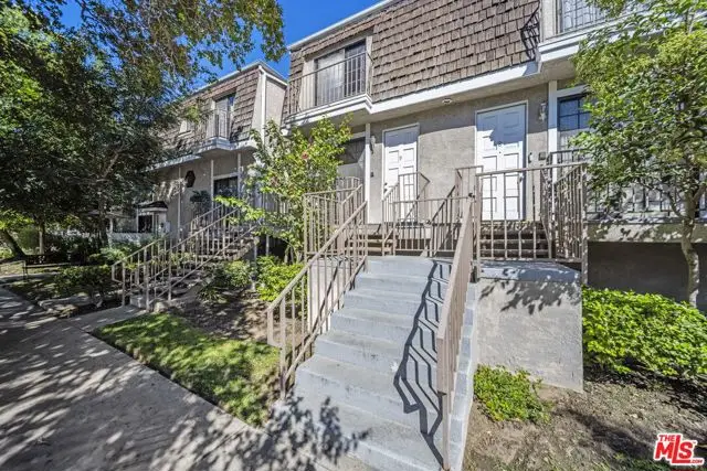 5400 Simpson Avenue #9, Valley Village, CA 91607 - Image #1