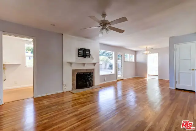 7024 Kentwood Avenue, Los Angeles, CA 90045 - Image #2