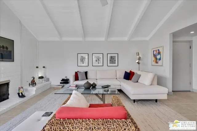 2550 Miramonte Circle #B, Palm Springs, CA 92264 - Image #2