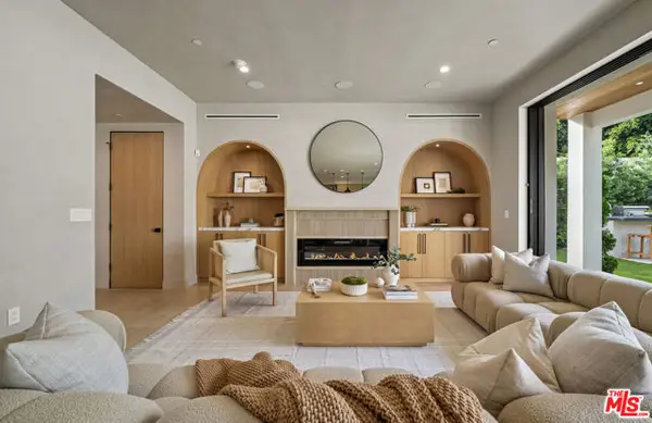 11317 Valley Spring Lane, Studio City (los Angeles), CA 91604