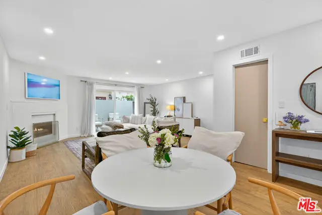 1443 25th Street #2, Santa Monica, CA 90404 - Image #1