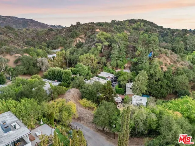 10220 Scenario Lane, Los Angeles, CA 90077 - #3
