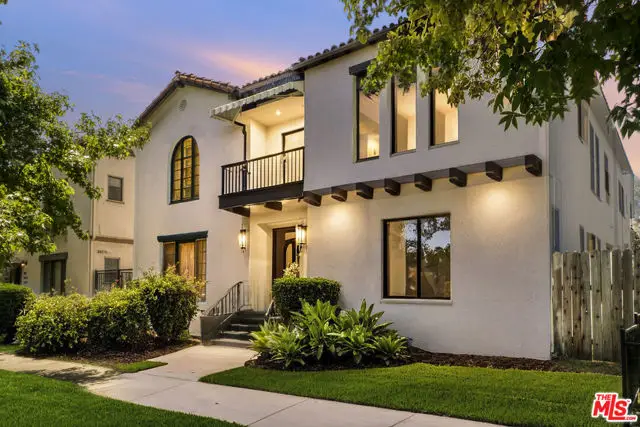 351 N Orange Grove Avenue, Los Angeles, CA 90036 - Image #1