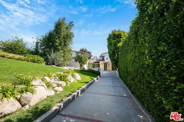 1046 Chautauqua Boulevard, Pacific Palisades, CA 90272 - #3