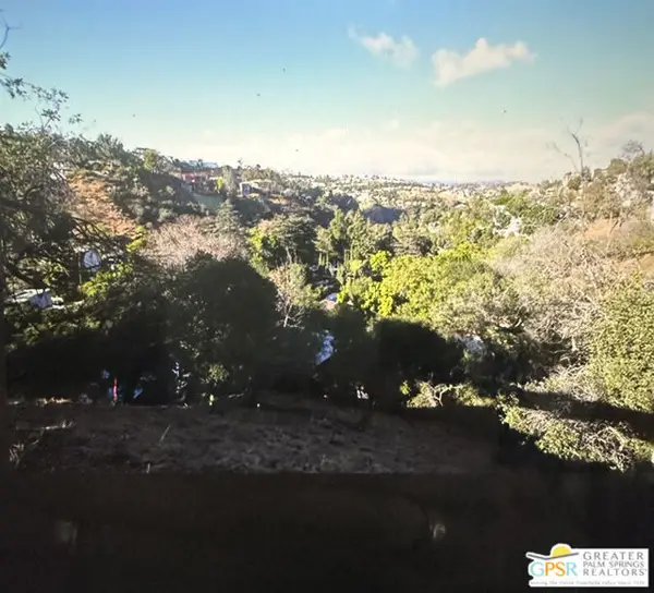 8421 Cole Crest Dr, Los Angeles, CA 90046