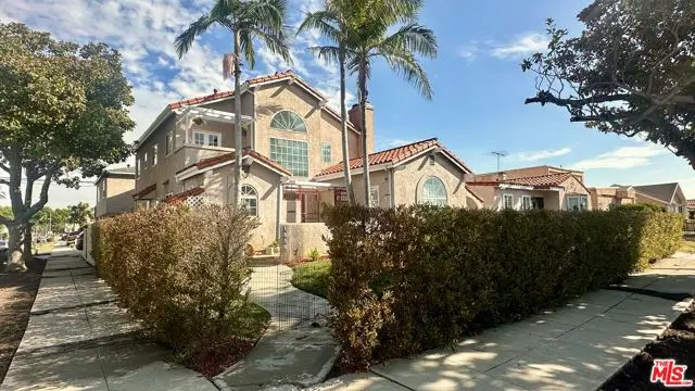 1659 W 83rd Street, Los Angeles, CA 90047 - Image #3