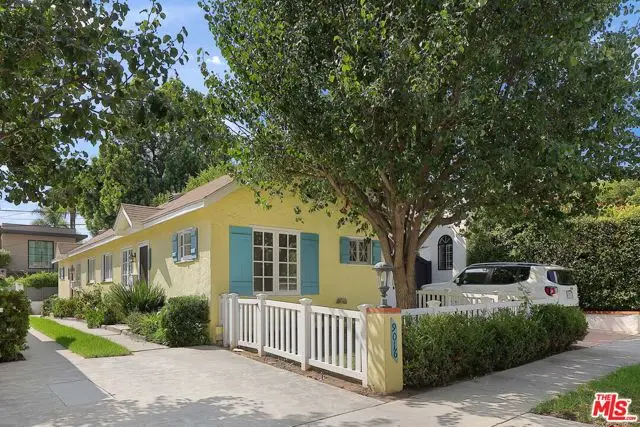 9014 Rangely Avenue, West Hollywood, CA 90048 - Image #2