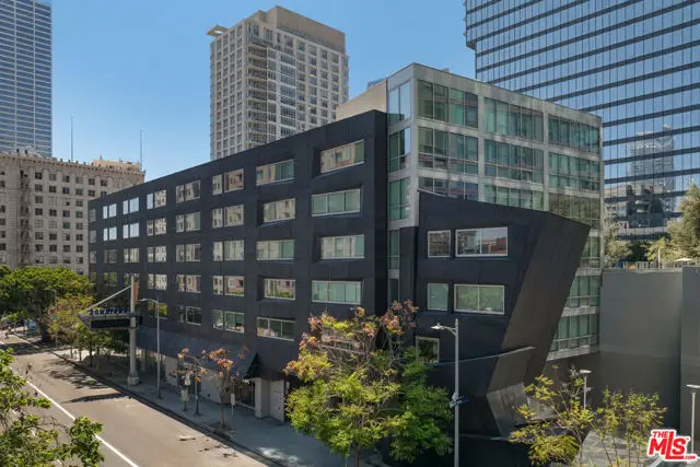 901 S Flower Street #704, Los Angeles, CA 90015 - Image #1