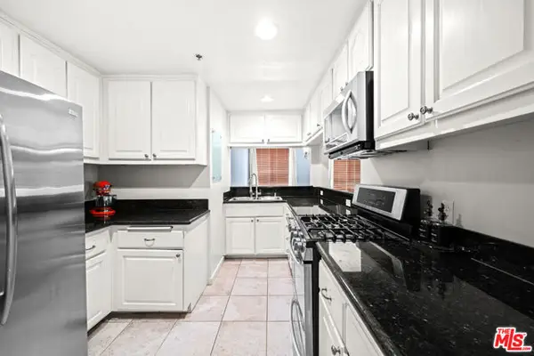 1401 S Bentley Avenue #202, Los Angeles, CA 90025