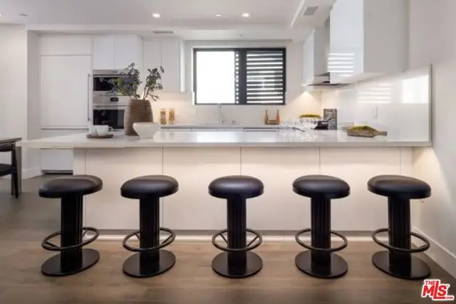 411 S Hamel Road #208, Los Angeles, CA 90048 - Image #3