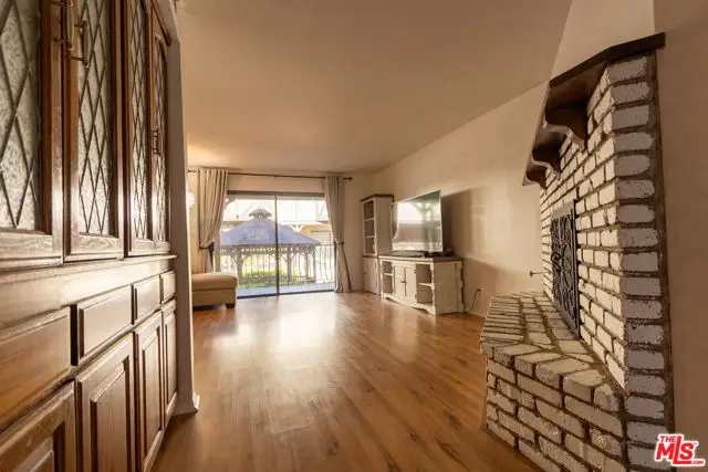 645 Magnolia Boulevard #C, Burbank, CA 91501 - Image #2