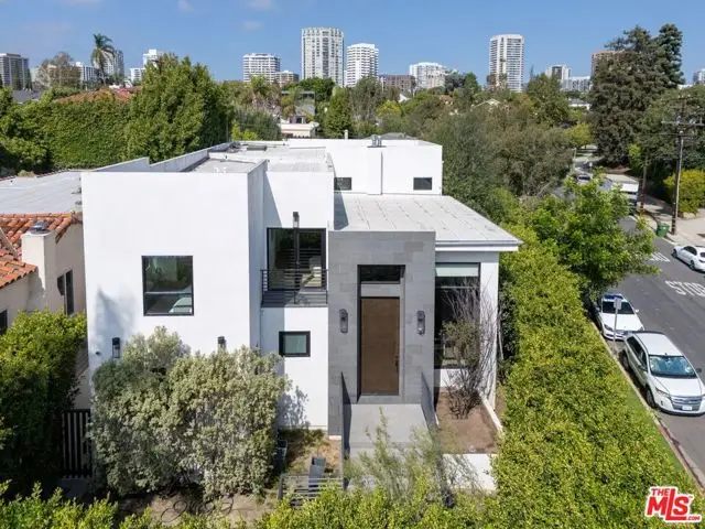 10501 Eastborne Avenue, Los Angeles, CA 90024 - Image #1