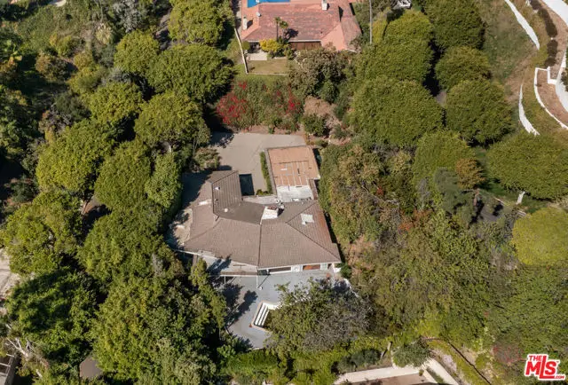 1150 Laurel Way, Beverly Hills, CA 90210 - Image #1