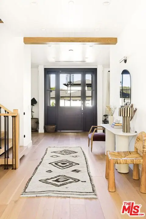 6310 Mirror Lake Drive, Los Angeles, CA 90068 - Image #3