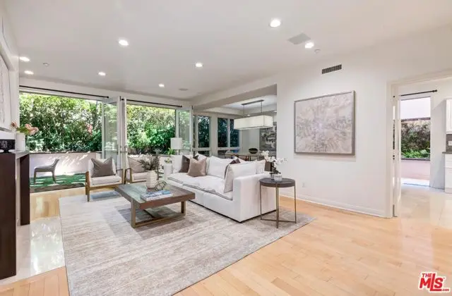 121 N Almont Drive #103, Beverly Hills, CA 90211 - Image #2