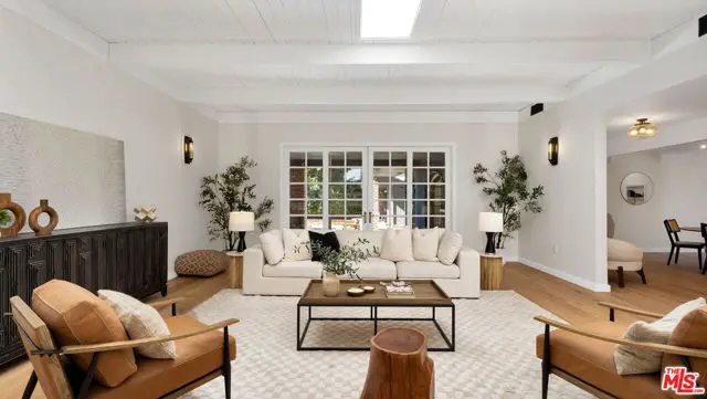 4559 Morella Avenue, Valley Village, CA 91607 - Image #1