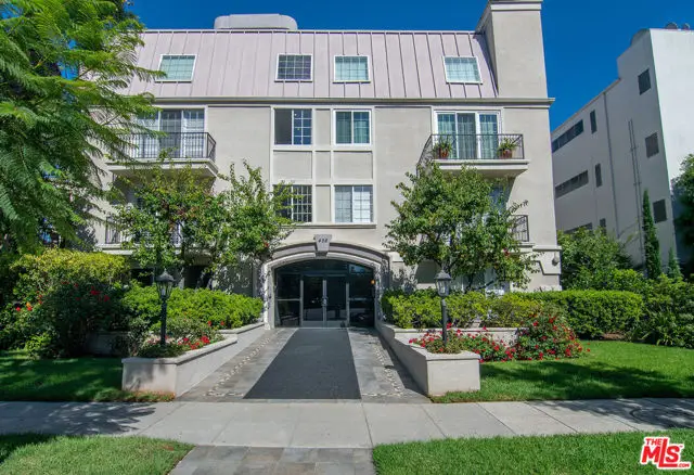 458 N Oakhurst Drive #102, Beverly Hills, CA 90210 - Image #2