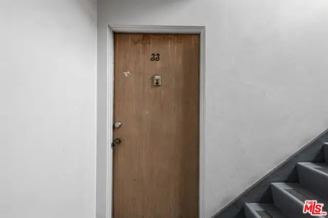 6259 Coldwater Canyon Avenue #33, North Hollywood, CA 91606 - Image #2