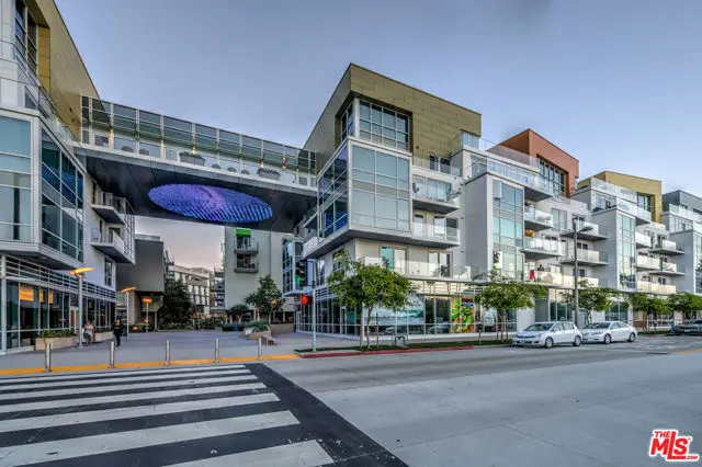 1705 Ocean Avenue #206, Santa Monica, CA 90401 - Image #3