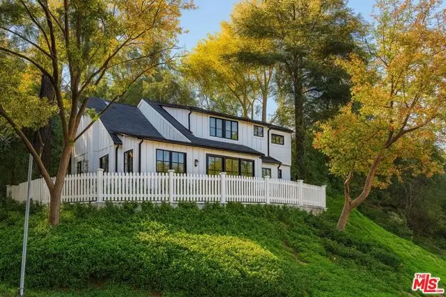 14807 Round Valley Drive, Sherman Oaks, CA 91403 - Image #3