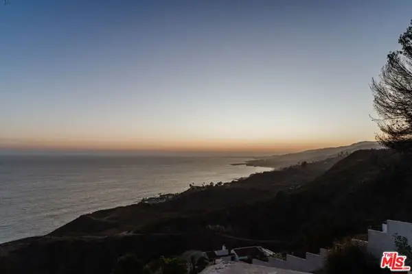 20799 Cool Oak Way, Malibu, CA 90265