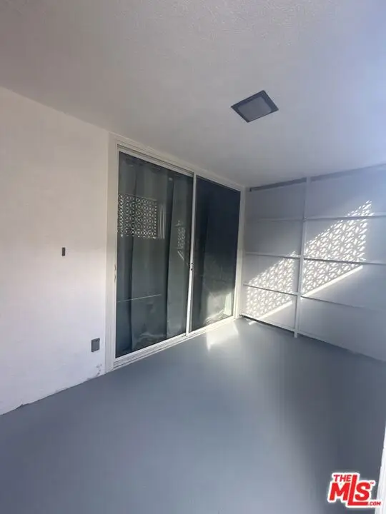 141 W Hillcrest Boulevard #2, Inglewood, CA 90301